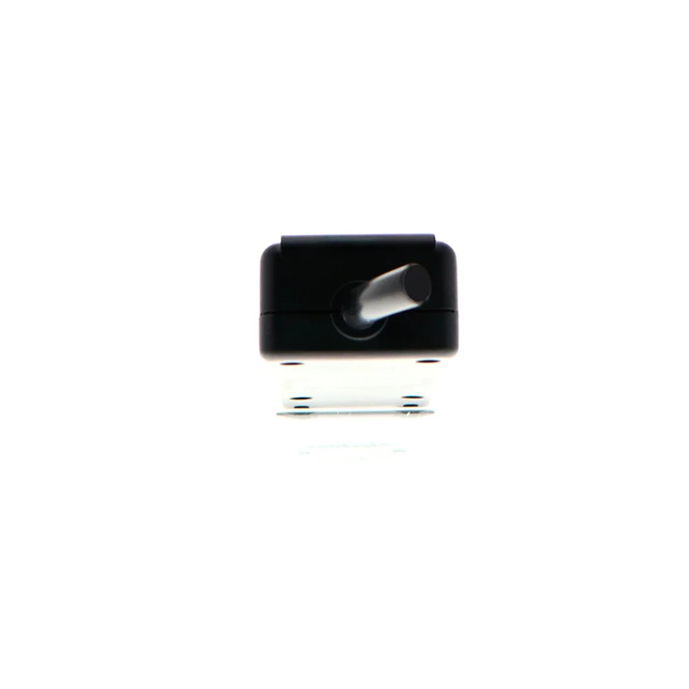 Forza PS-001W | Regleta 2200W, 6 NEMA universales, disyuntor reposición-120V/240V