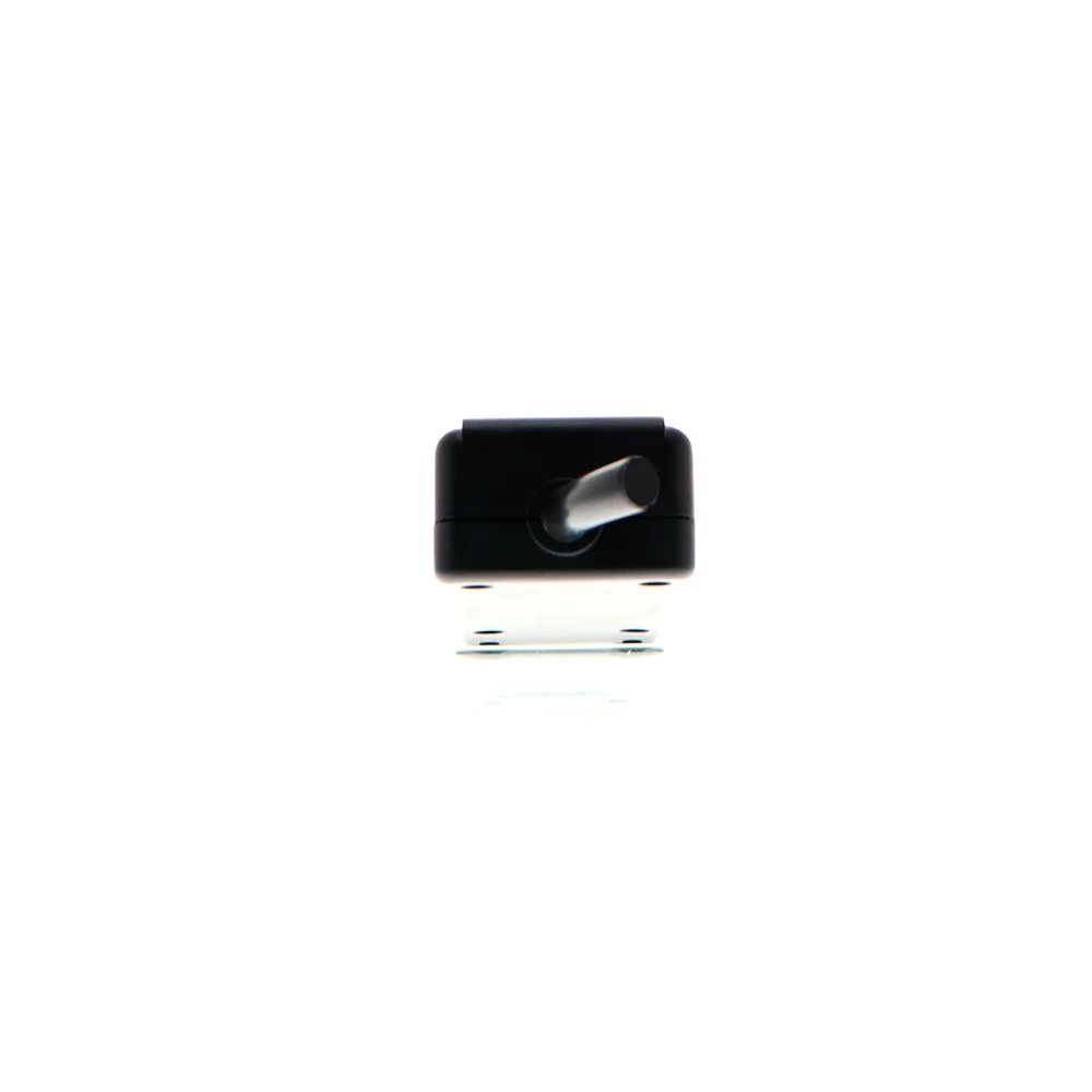 Forza PS-001B | Regleta 2200W, 6 NEMA universales, disyuntor reposición-120V/240V