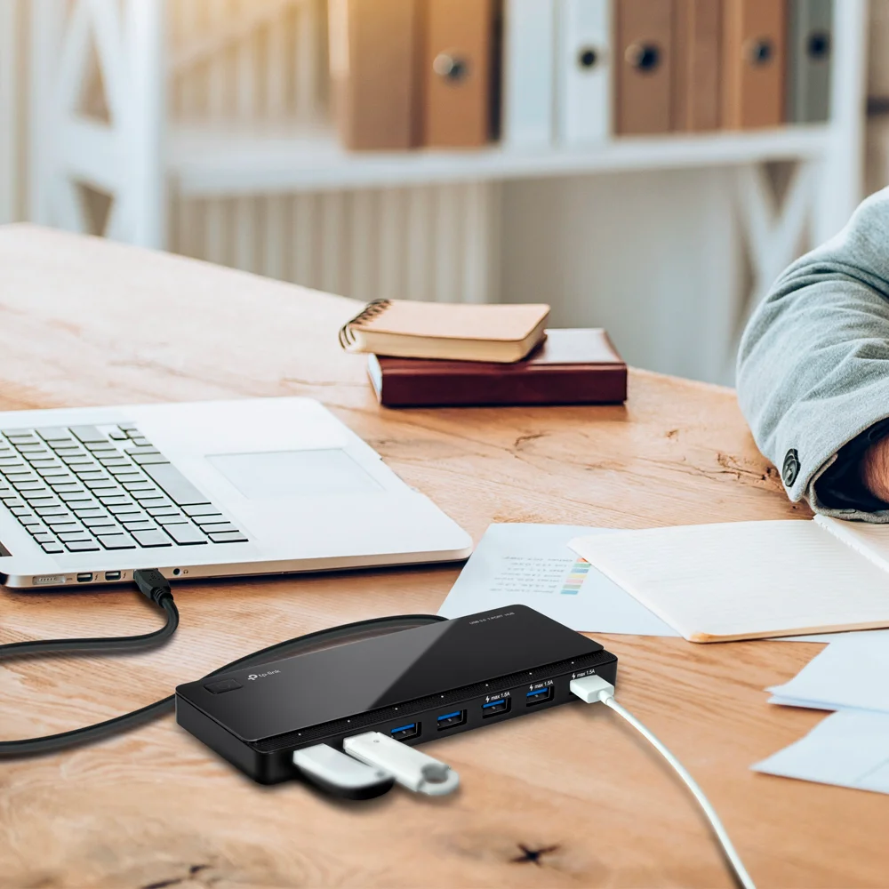 Hub/adaptador USB TP-Link UH700 | USB 3.0 7-Port Hub
