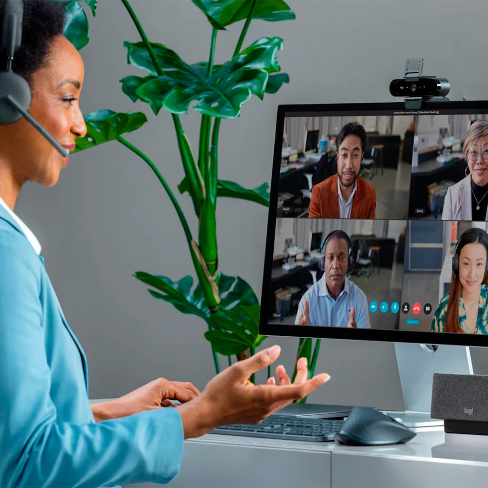 Webcam Logitech Brio 4K Ultra HD HDR USB-C con Windows Hello y micrófono dual - 960-001723